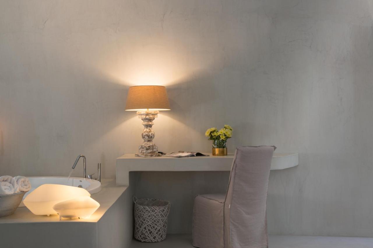 Hotel Mythical Blue Luxury Fira (Santorini)